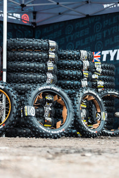 Llanta Plews Tyres EN1 Grand Prix 140/80-18 Trasera Enduro | FIM Compliant